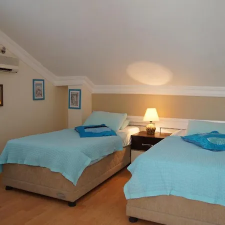 Villa Two Seas Bougainvillaea