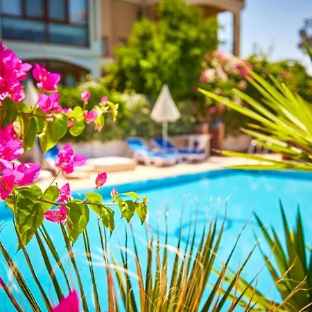 Villa Two Seas Bougainvillaea *